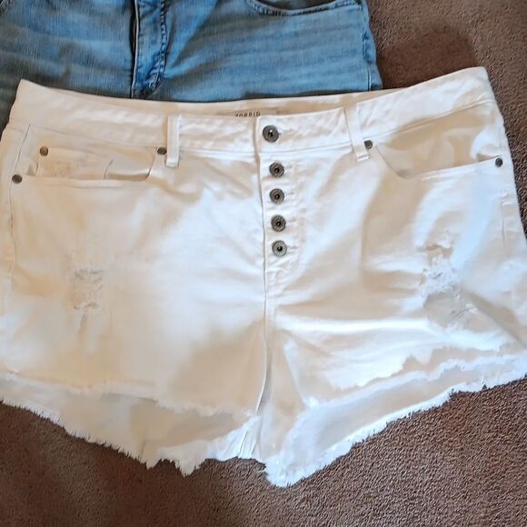 Torrid TWO Pairs of Shorts Bundle - Picture 2 of 14